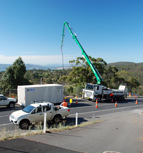Cocrete placing boom 1 52 DSC_0360