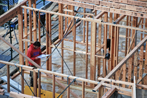 Framing flooe joists upper level Nathan 66 DSC_0682