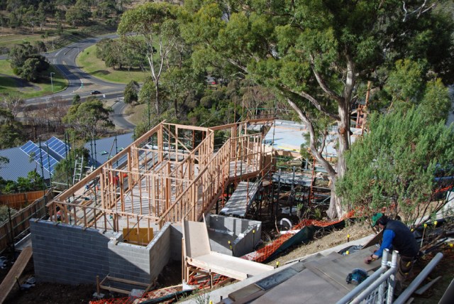 Framing lower walls and bridge Day 54 65 DSC_0572