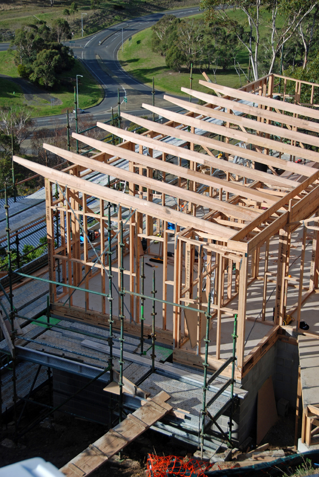 Roof structure 02 main roof starts 72 DSC_0123