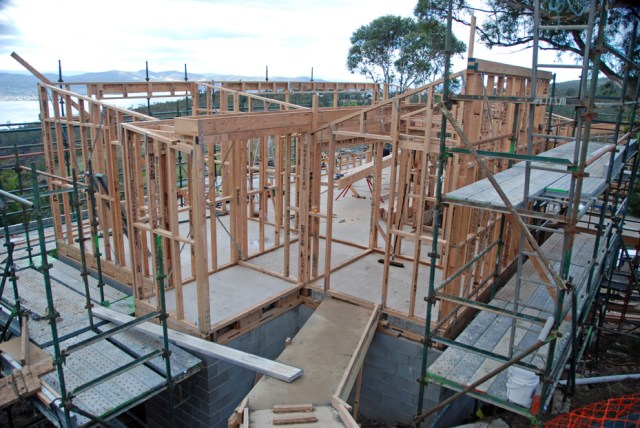 Scaffolding starts upper 71 DSC_0109