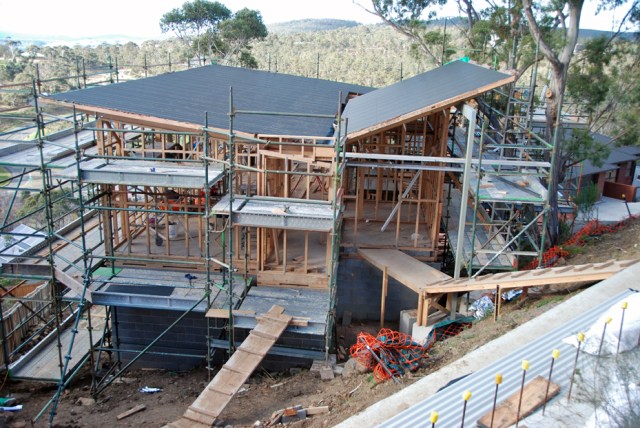 Roof install 05 74 DSC_0121
